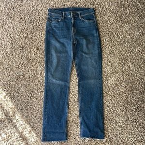 MOTHER The Mid Rise Dazzler Ankle Fray